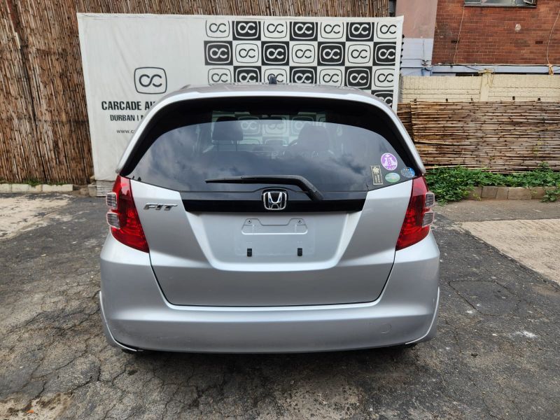  29598  HONDA FIT  2010  
