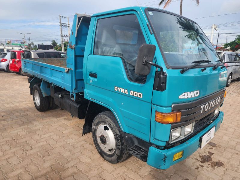  29599  TOYOTA DYNA  1992  