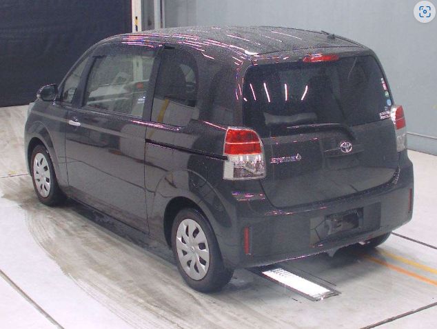  29600  TOYOTA PORTE  2016  