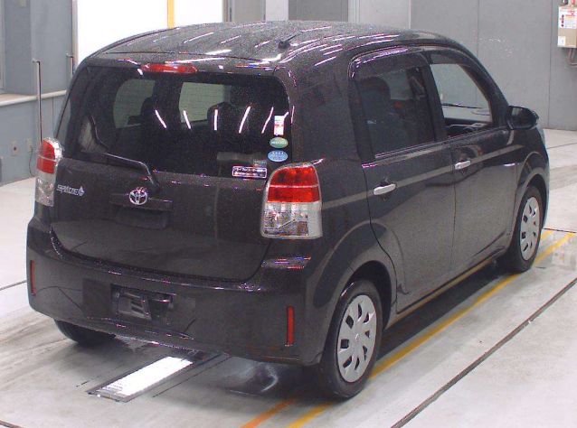  29600  TOYOTA PORTE  2016  