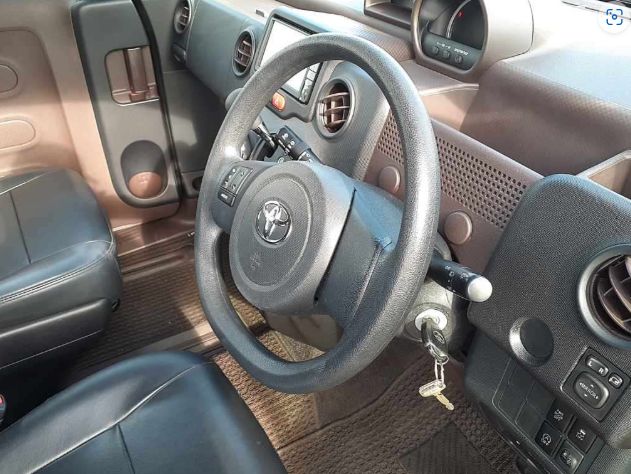  29600  TOYOTA PORTE  2016  