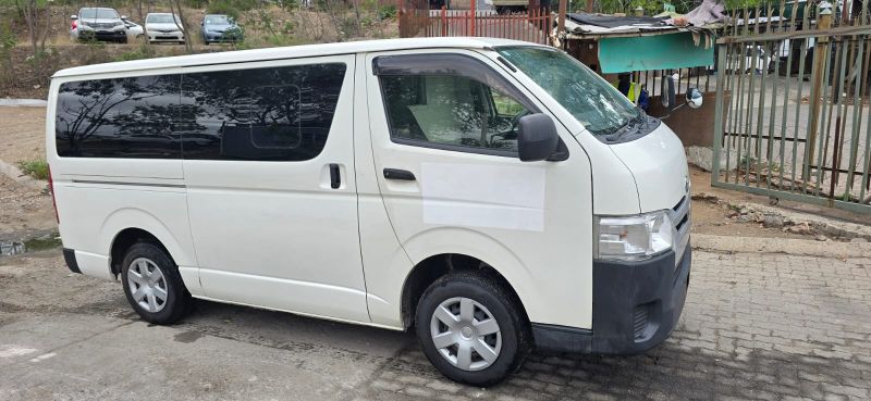  29602  TOYOTA HIACE  2018  