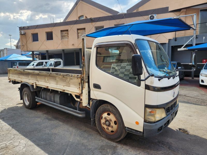  29604  TOYOTA DYNA  2004  