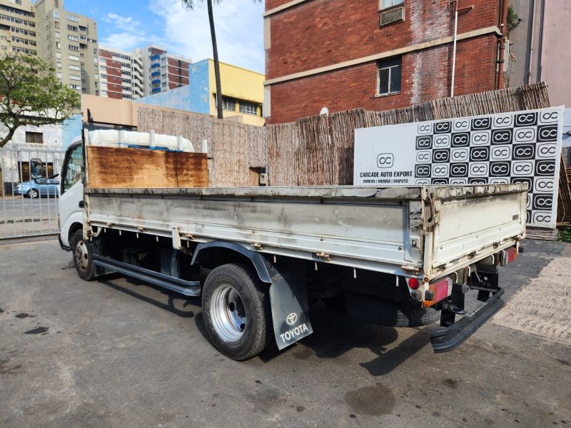  29604  TOYOTA DYNA  2004  