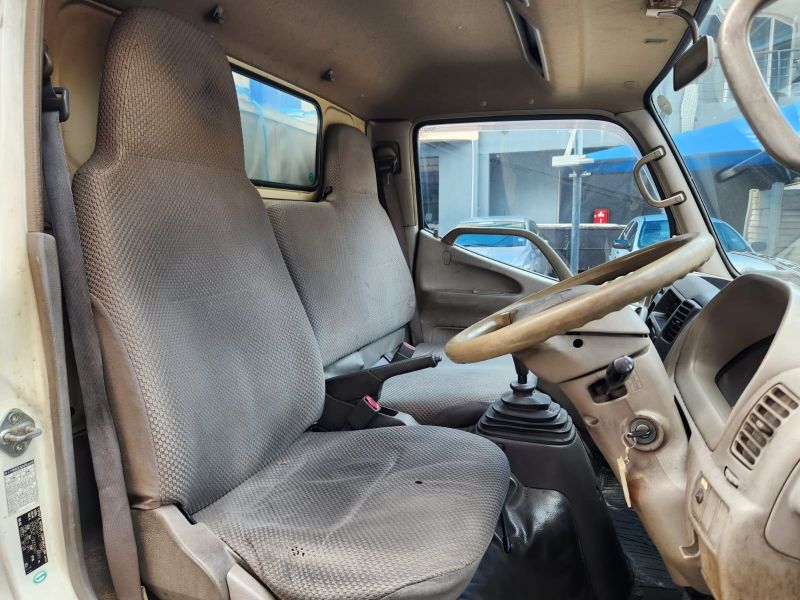  29604  TOYOTA DYNA  2004  