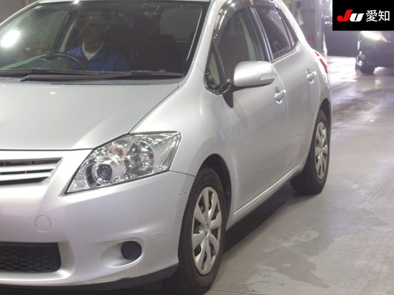  29609  TOYOTA AURIS  2009  