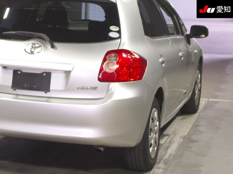  29610  TOYOTA AURIS  2008  