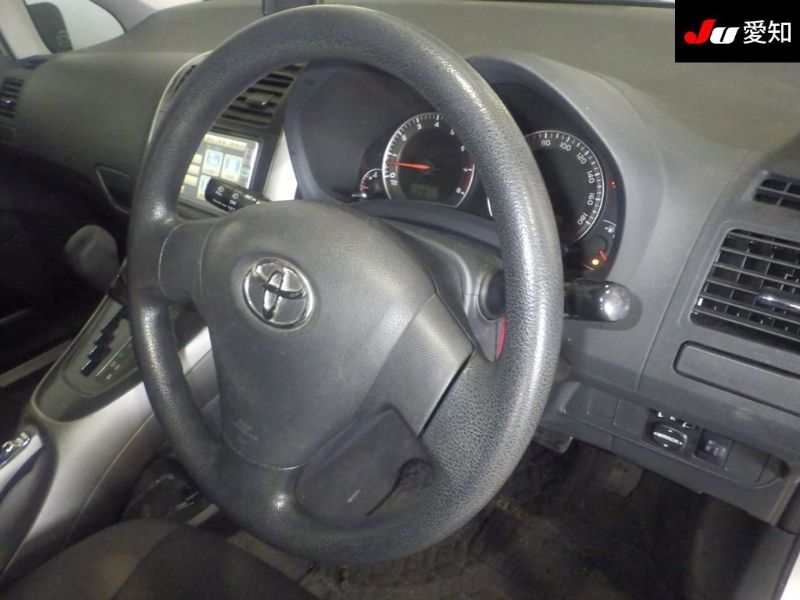  29610  TOYOTA AURIS  2008  