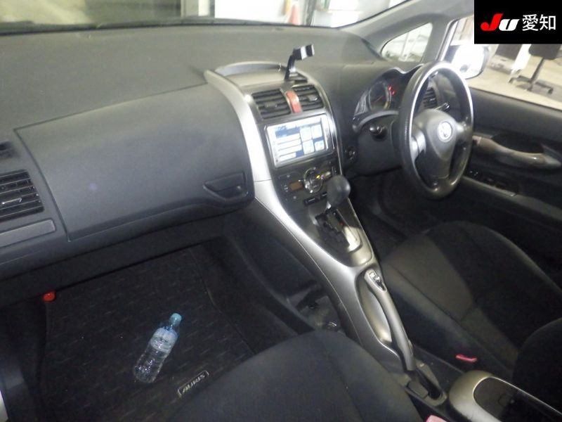  29610  TOYOTA AURIS  2008  