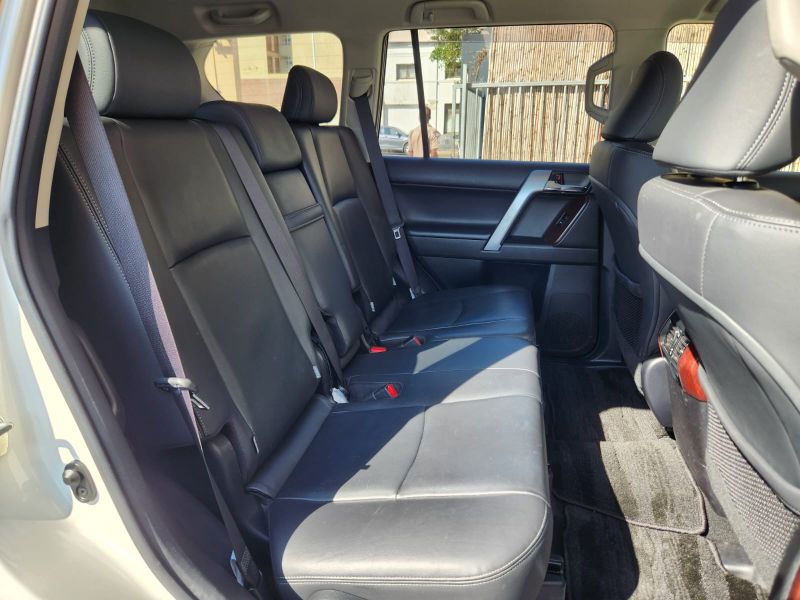  29615  TOYOTA LANDCRUISER PRADO  2015  