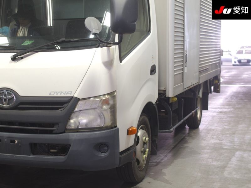  29617  TOYOTA DYNA  2012  