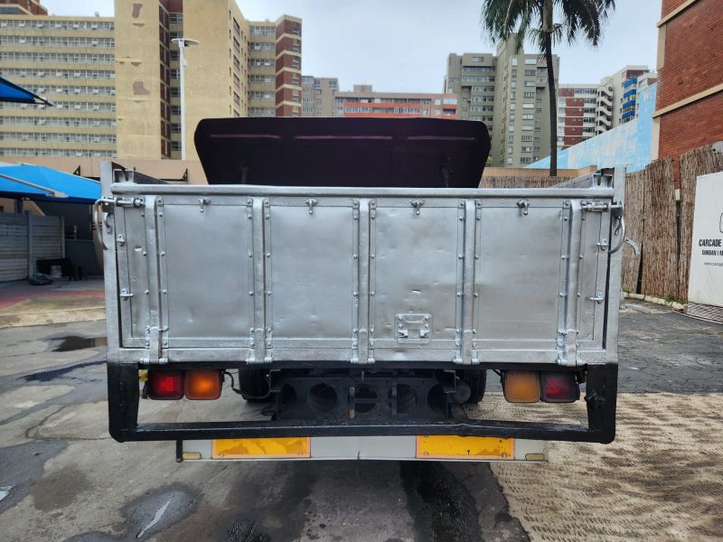  29631  NISSAN CONDOR  2000  