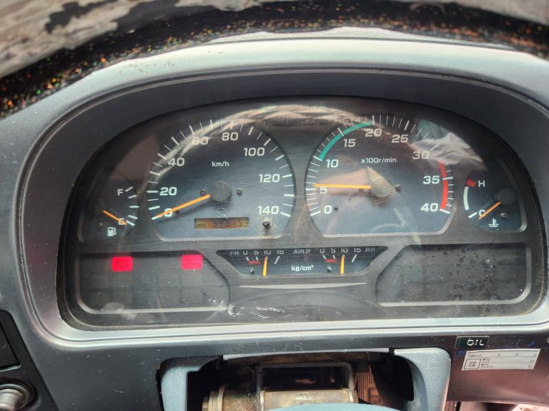  29631  NISSAN CONDOR  2000  