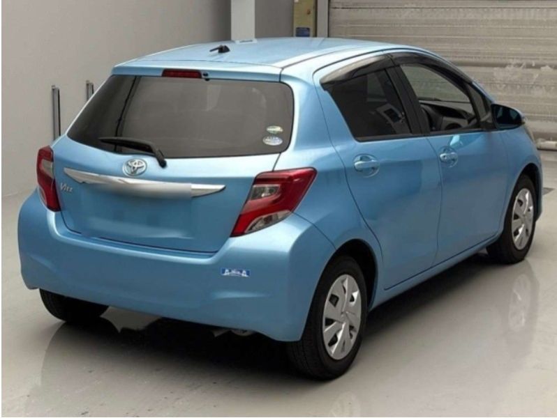  29639  TOYOTA VITZ  2016  