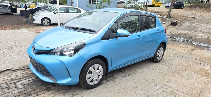  29639  TOYOTA VITZ  2016  