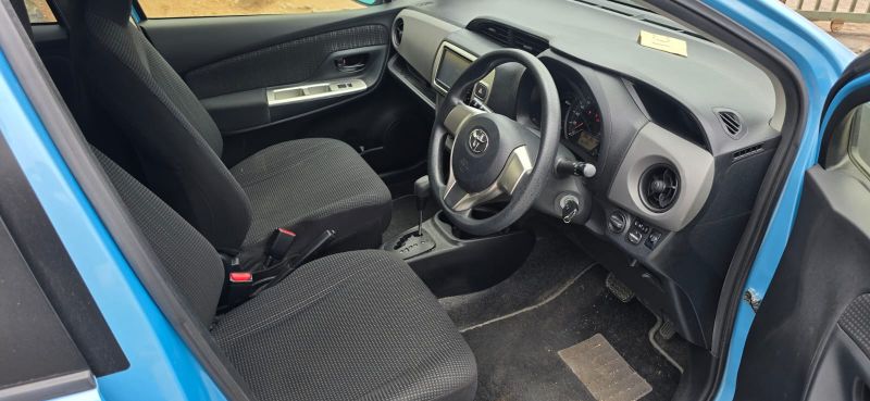  29639  TOYOTA VITZ  2016  