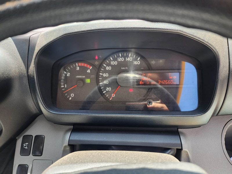  29645  HINO DUTRO  2015  