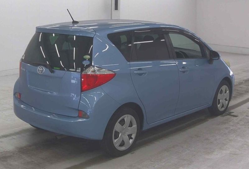  29657  TOYOTA RACTIS  2011  