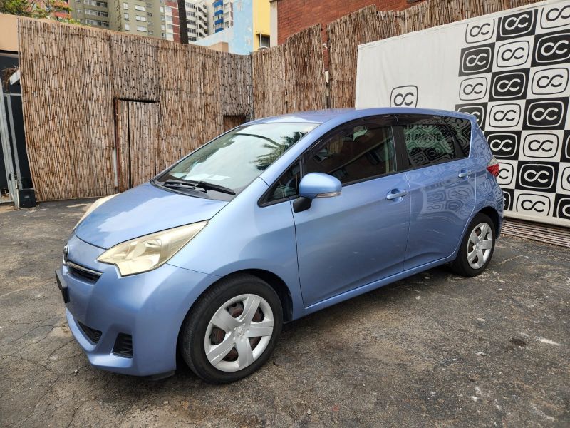  29657  TOYOTA RACTIS  2011  