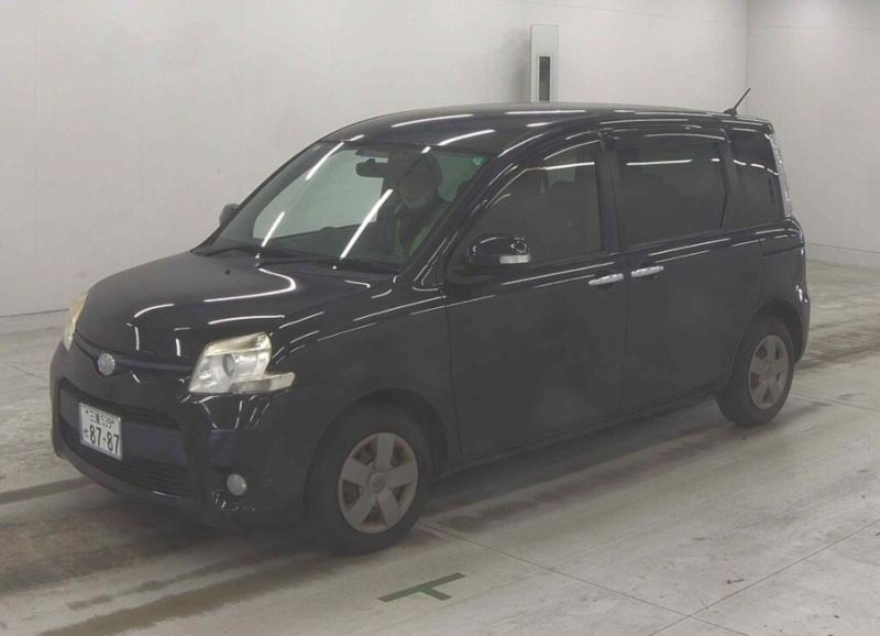  29658  TOYOTA SIENTA  2013  