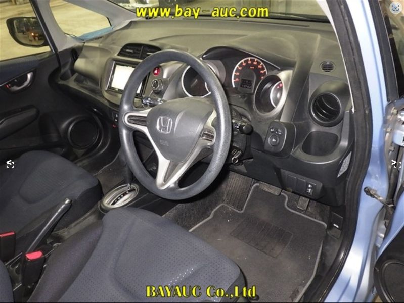  29669  HONDA FIT  2009  