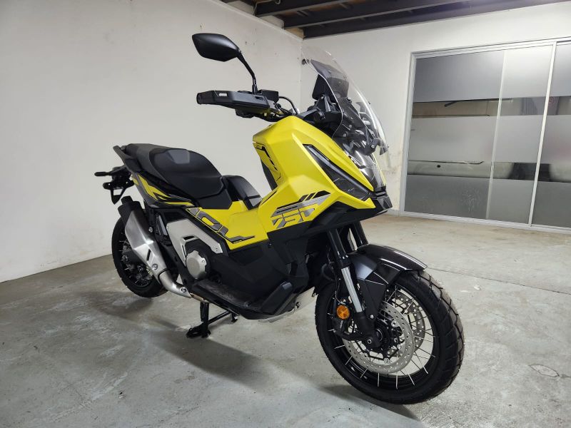  29673  HONDA X-ADV  2025 