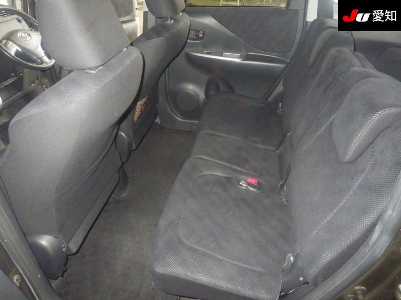  29674  TOYOTA RACTIS  2007  