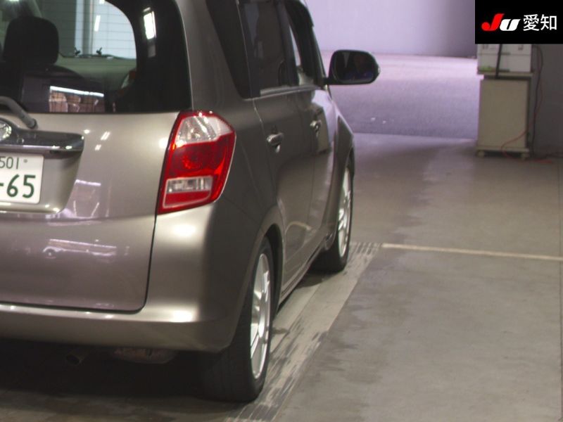  29674  TOYOTA RACTIS  2007  