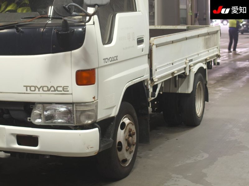  29677  TOYOTA TOYOACE  1998  