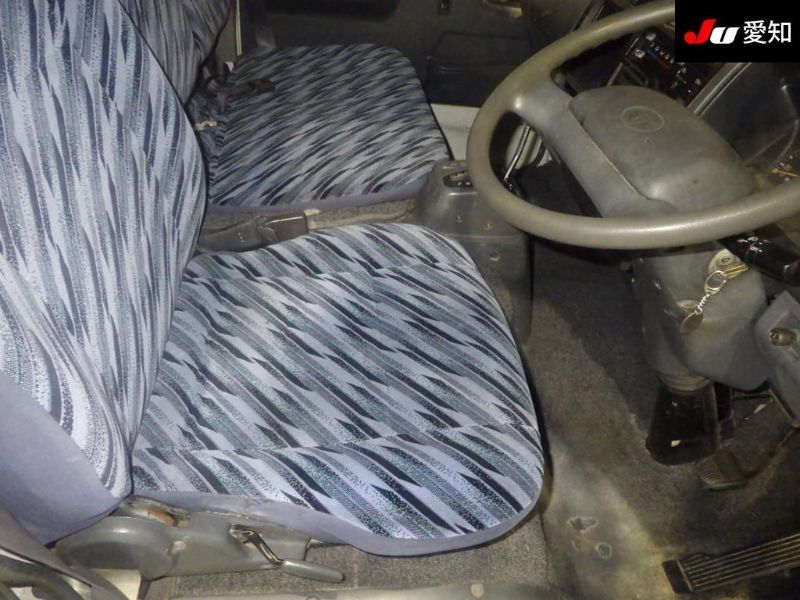  29677  TOYOTA TOYOACE  1998  