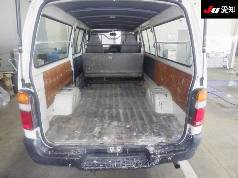  29678  TOYOTA HIACE  1997  