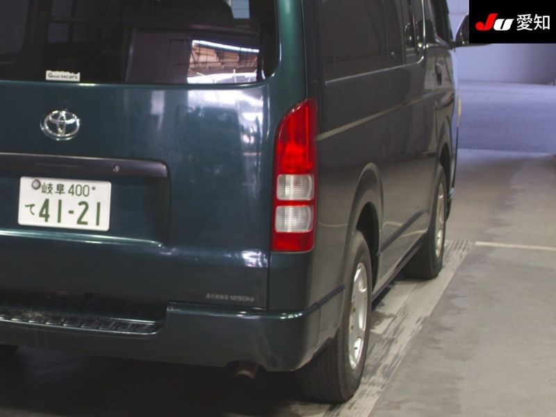  29679  TOYOTA HIACE  2006  