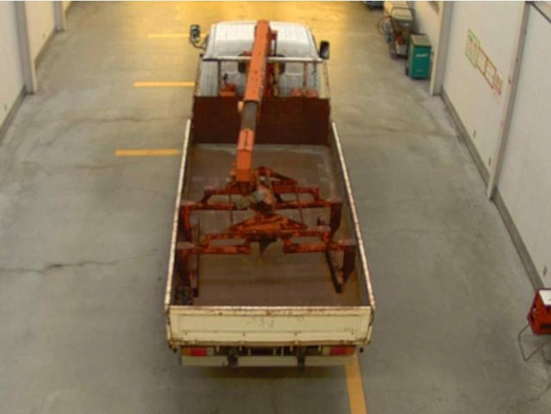  29690  HINO DUTRO  2005  