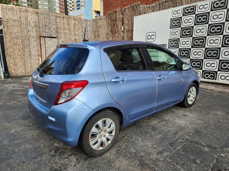  29692  TOYOTA VITZ  2011  