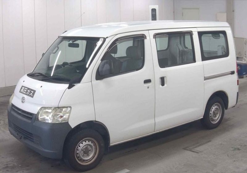  29693  TOYOTA TOWNACE  2018  