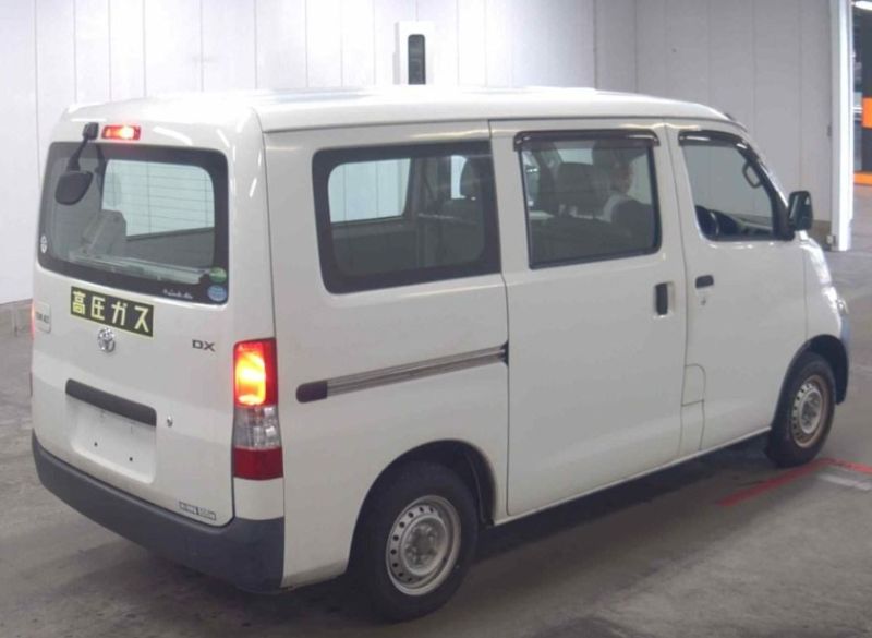  29693  TOYOTA TOWNACE  2018  