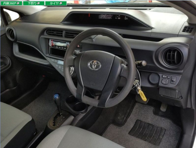  29704  TOYOTA AQUA  2017  