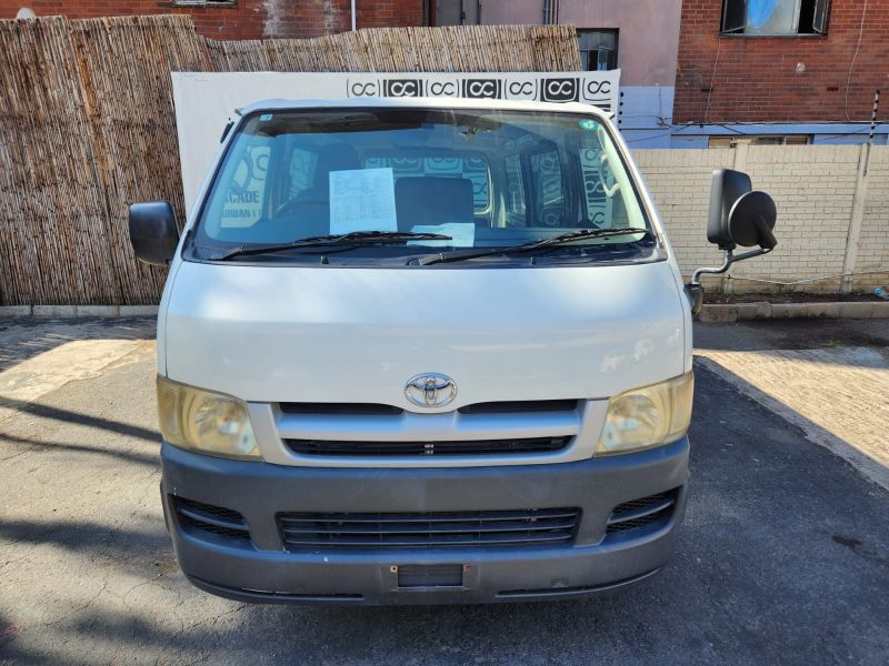  29707  TOYOTA HIACE  2007  