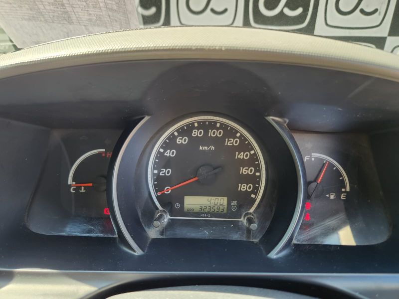  29707  TOYOTA HIACE  2007  