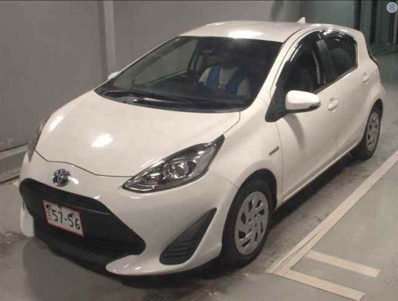  29708  TOYOTA AQUA  2018  
