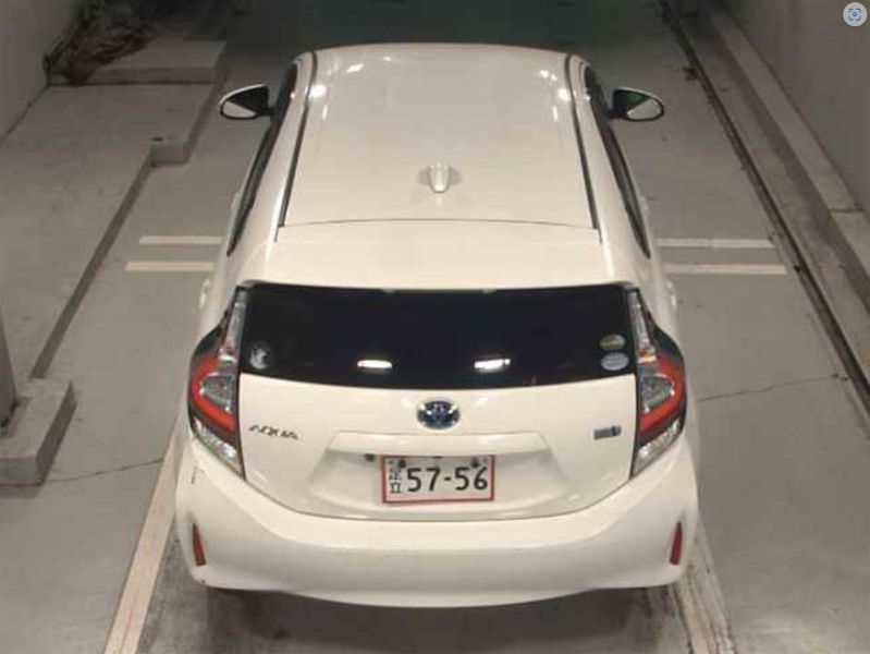  29708  TOYOTA AQUA  2018  