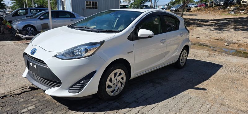  29708  TOYOTA AQUA  2018 