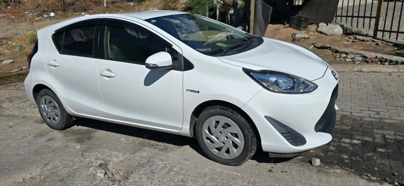  29708  TOYOTA AQUA  2018  