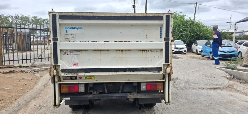  29709  HINO DUTRO  2012  