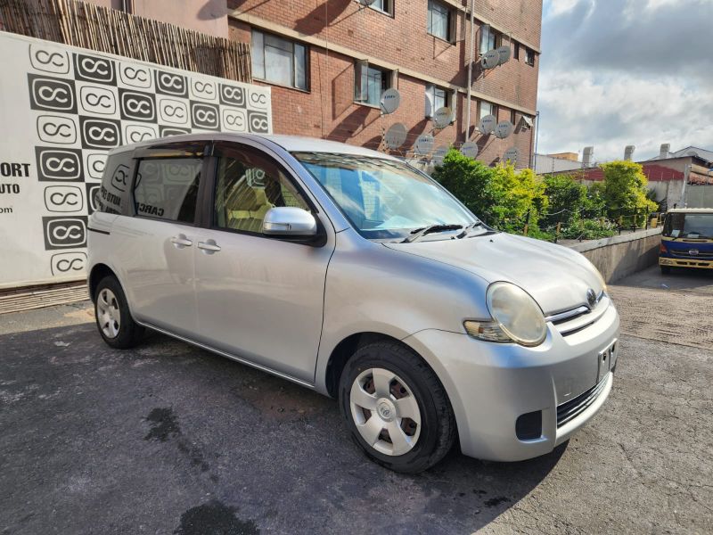  29710  TOYOTA SIENTA  2006  