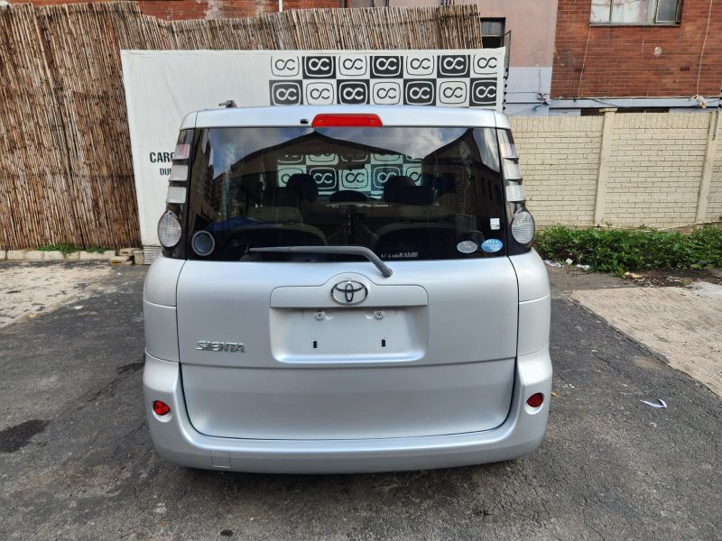  29710  TOYOTA SIENTA  2006  