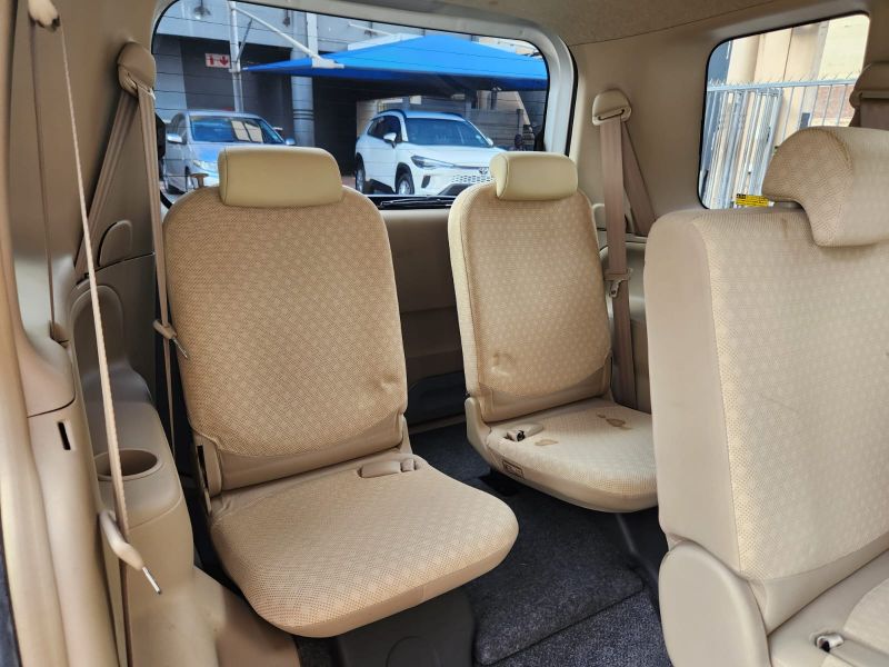  29710  TOYOTA SIENTA  2006  