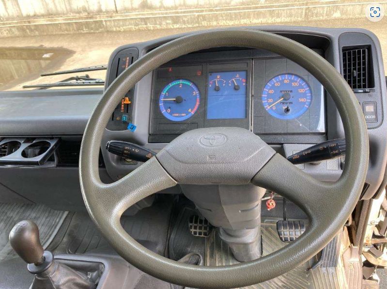  29711  TOYOTA DYNA  1996  