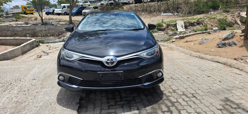  29717  TOYOTA AURIS  2016 