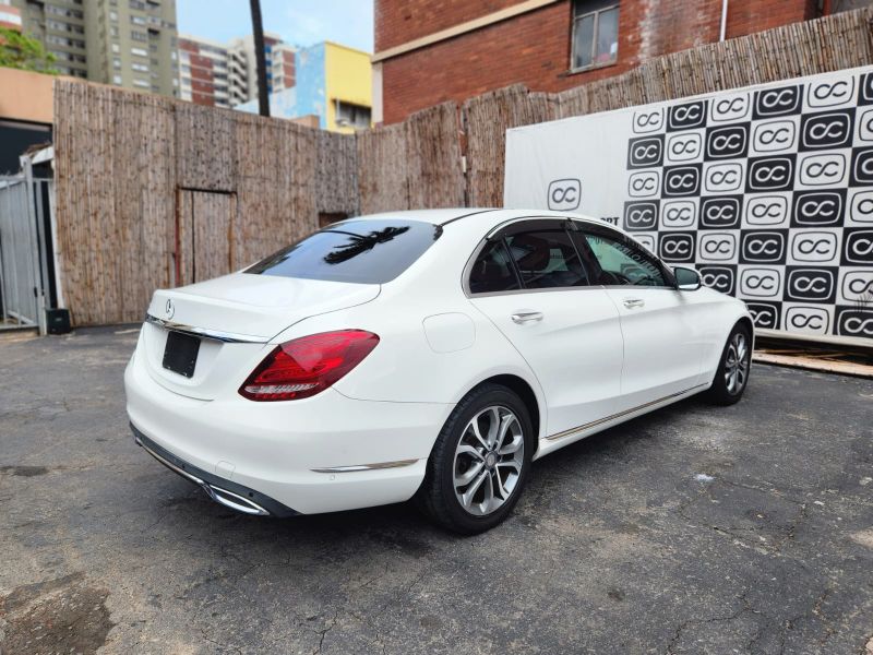  29718  MERCEDES BENZ C class  2014  